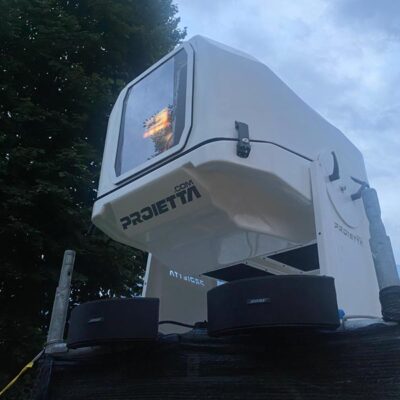 Outdoor installation of video projector for video mapping using protective box
